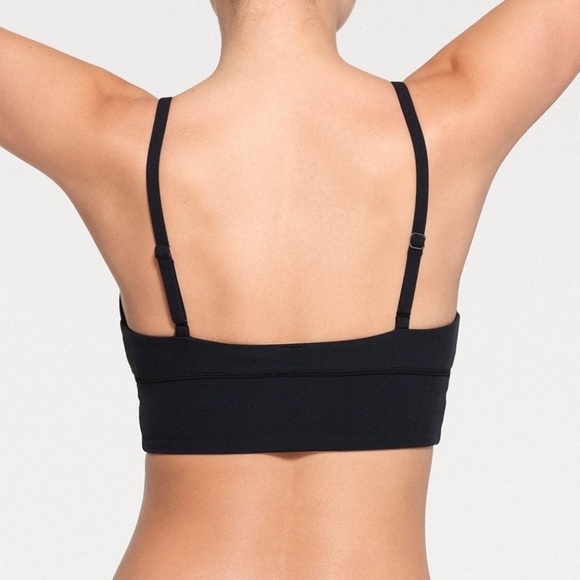 Women’s SKIMS Fits Everybody Triangle Longline Bralette Size Medium - Picture 2 of 16